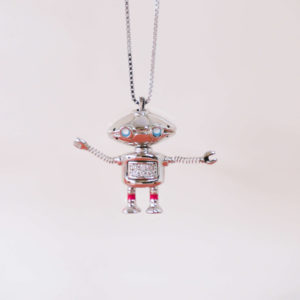 Collier Chikibot